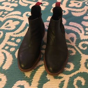Black ankle boots. No name
